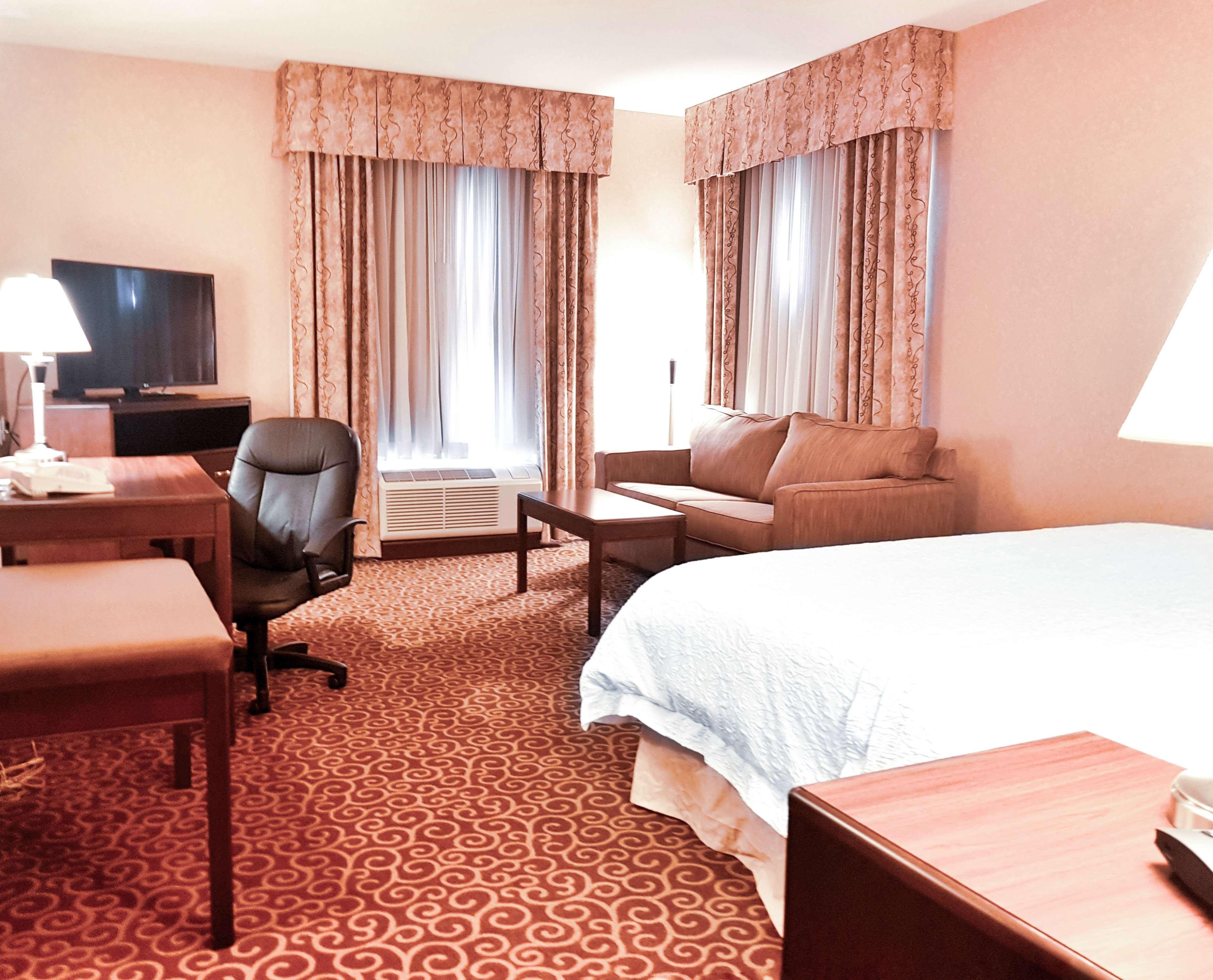 Hampton Inn & Suites By Hilton Edmonton International Airport Leduc Εξωτερικό φωτογραφία