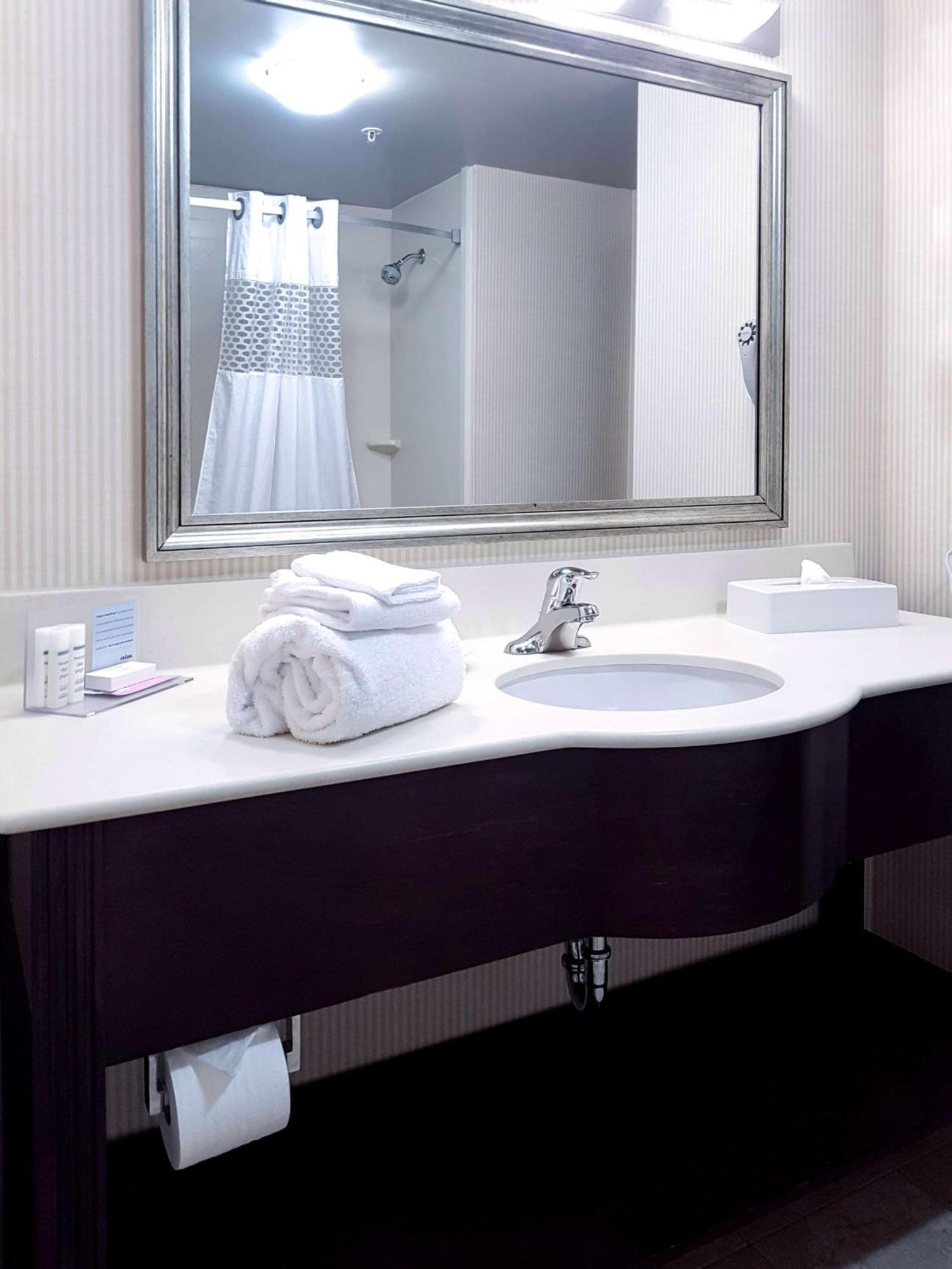 Hampton Inn & Suites By Hilton Edmonton International Airport Leduc Εξωτερικό φωτογραφία