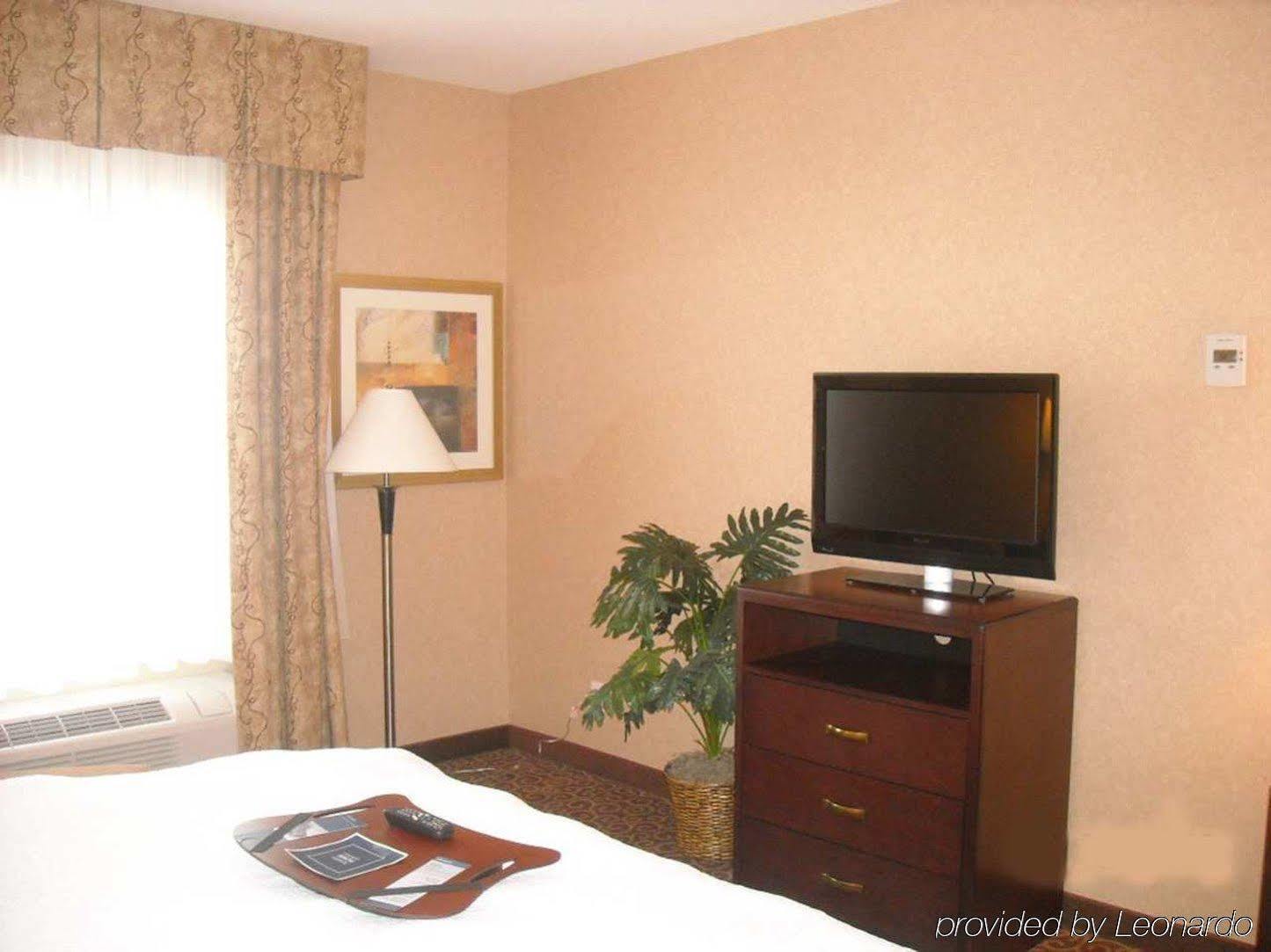 Hampton Inn & Suites By Hilton Edmonton International Airport Leduc Δωμάτιο φωτογραφία