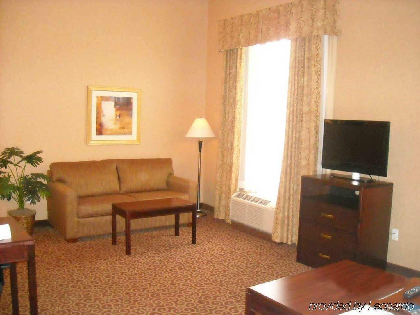 Hampton Inn & Suites By Hilton Edmonton International Airport Leduc Δωμάτιο φωτογραφία